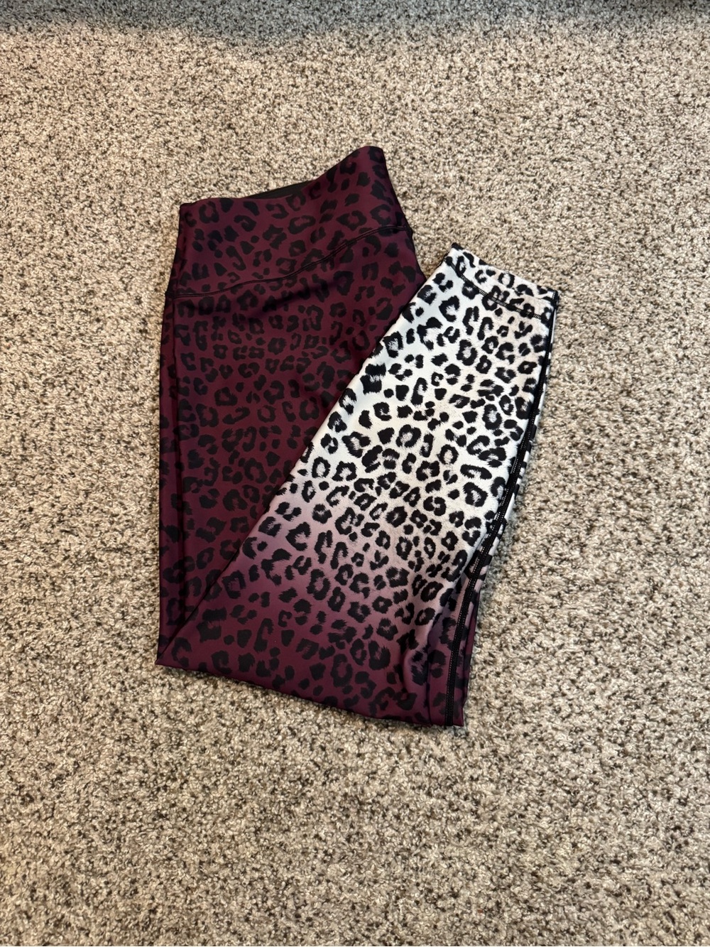 Good American Burgundy to White Leopard Ombre Leggings